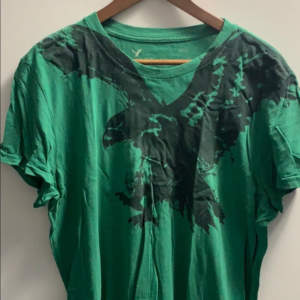 2/$10 American Eagle Tee Medium